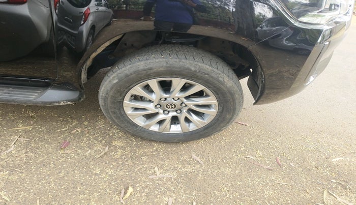 2024 Toyota HILUX HIGH 4X4 AT, Diesel, Automatic, 24,635 km, tyre