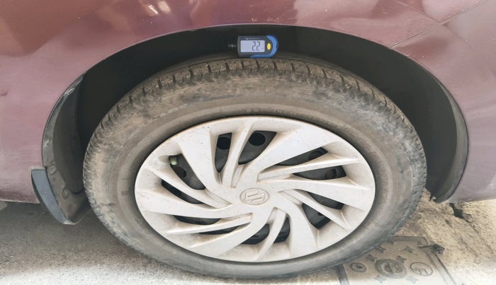 2022 Maruti Ertiga VXI CNG, CNG, Manual, 68,125 km, tyre