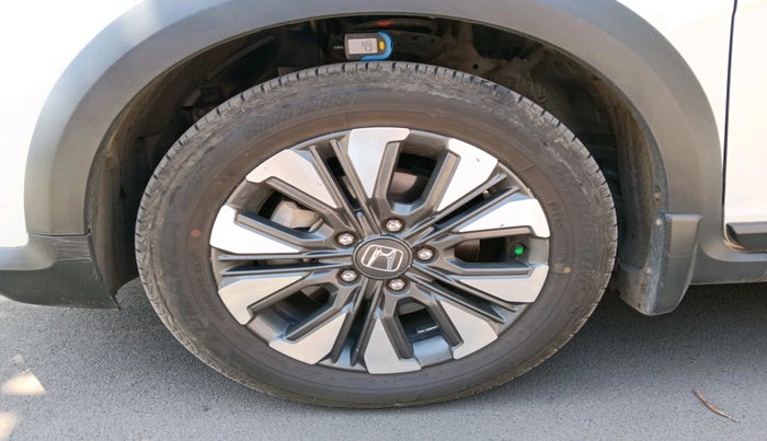 2021 Honda WR-V 1.5L I-DTEC VX MT, Diesel, Manual, 1,24,849 km, tyre