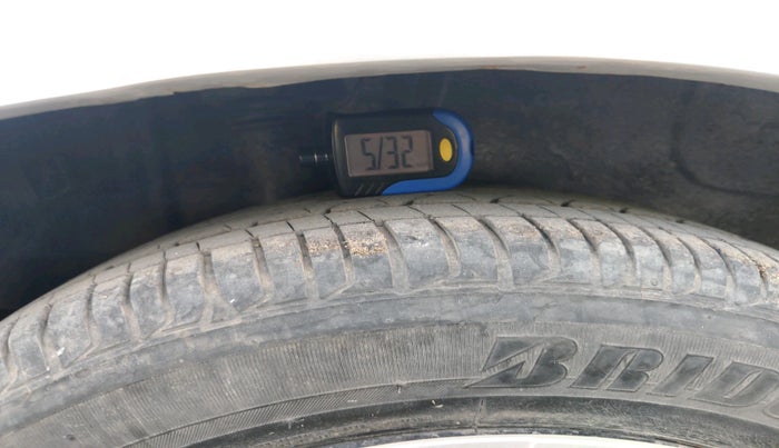 2017 Maruti IGNIS DELTA 1.2 AMT, Petrol, Automatic, 67,249 km, tyre