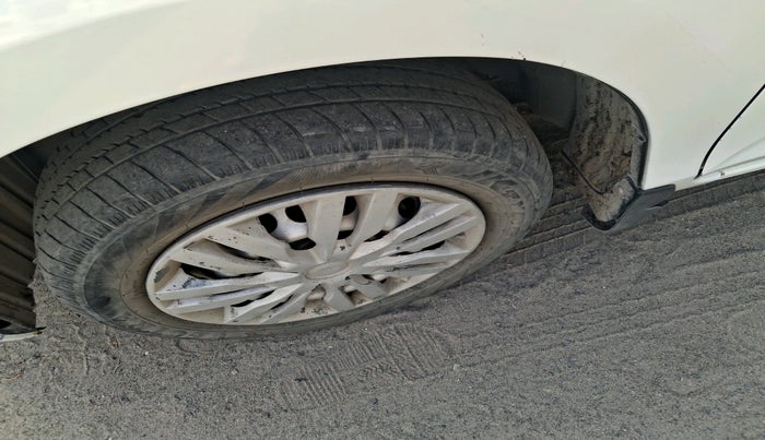 2022 Honda Amaze 1.2L I-VTEC E, Petrol, Manual, 48,577 km, tyre