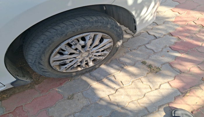 2022 Honda Amaze 1.2L I-VTEC E, Petrol, Manual, 48,577 km, tyre