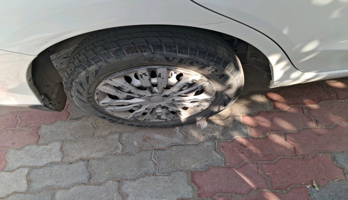 2022 Honda Amaze 1.2L I-VTEC E, Petrol, Manual, 48,577 km, tyre