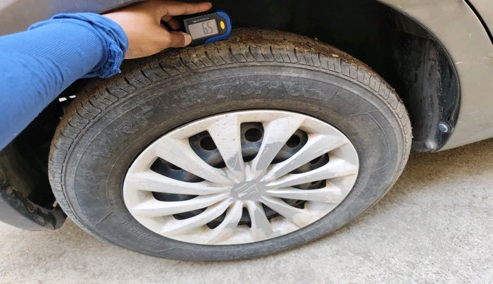 2015 Maruti Swift Dzire VXI, Petrol, Manual, 1,01,976 km, tyre