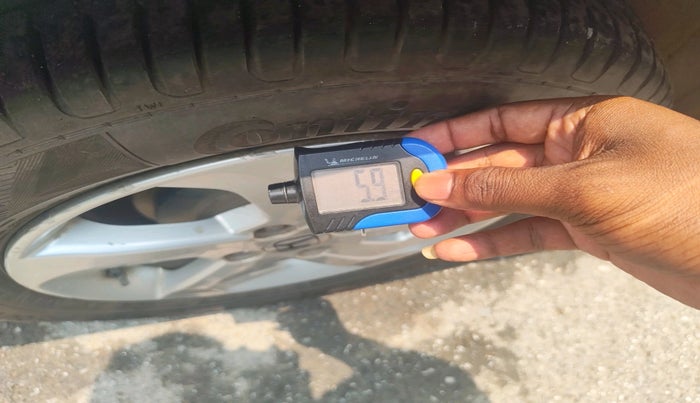 2014 Honda City 1.5L I-DTEC V, Diesel, Manual, 2,13,834 km, tyre