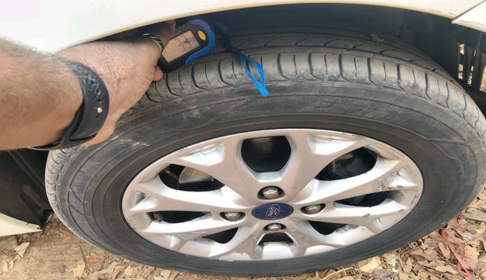 2014 Ford Figo TITANIUM 1.2 PETROL, Petrol, Manual, 84,448 km, tyre