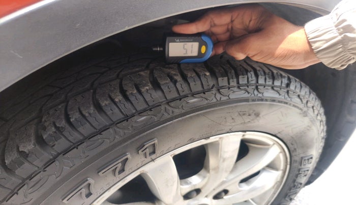 2018 Mahindra XUV500 W10 AT, Diesel, Automatic, 79,036 km, tyre