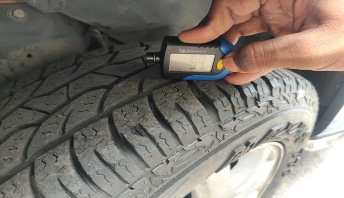 2018 Mahindra XUV500 W10 AT, Diesel, Automatic, 79,036 km, tyre