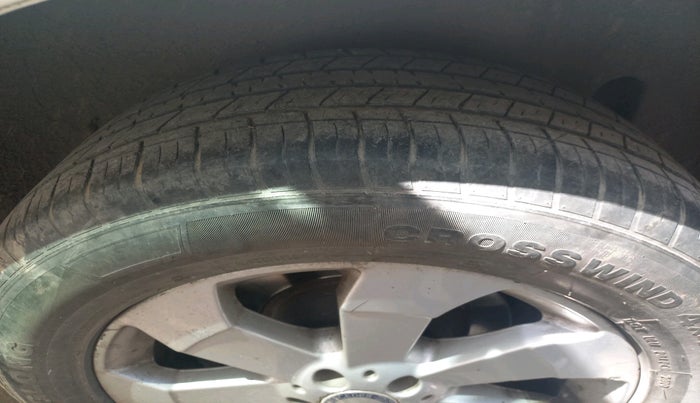 2016 Mercedes Benz GLE 250 D4 MATIC, Diesel, Automatic, 1,35,932 km, tyre