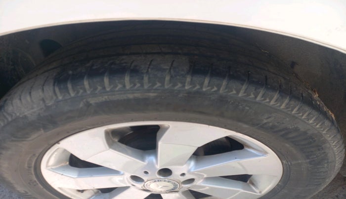 2016 Mercedes Benz GLE 250 D4 MATIC, Diesel, Automatic, 1,35,932 km, tyre