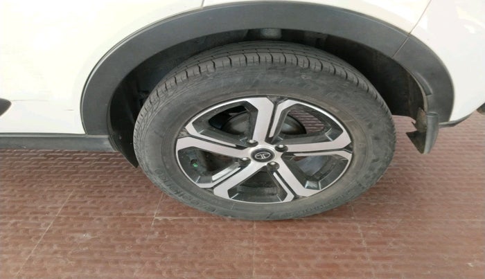 2021 Tata NEXON XZA PLUS SUNROOF PETROL, Petrol, Automatic, 80,350 km, tyre