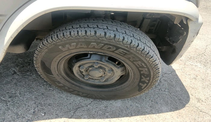 2021 Mahindra Bolero B6, Diesel, Manual, 57,967 km, tyre