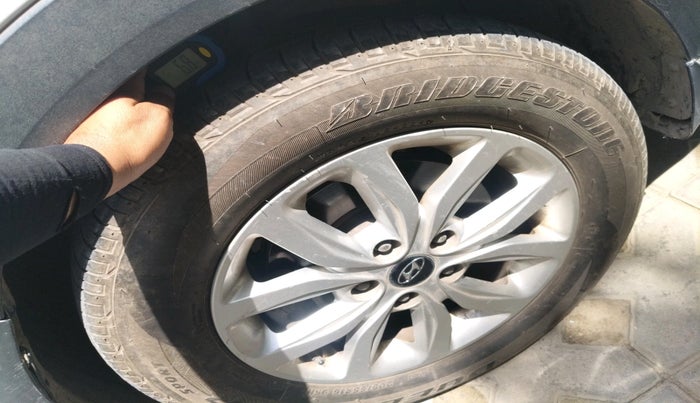 2018 Hyundai Creta SX 1.6 DIESEL, Diesel, Manual, 1,49,795 km, tyre