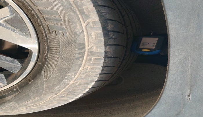 2023 Hyundai Creta SX (O) IVT 1.5 PETROL, Petrol, Automatic, 62,398 km, tyre