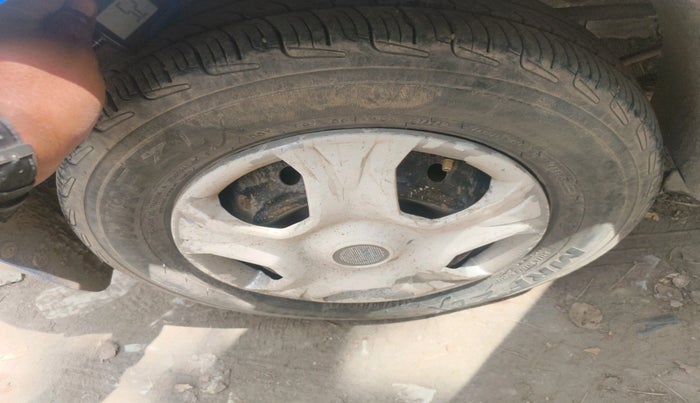 2017 Maruti Alto 800 LXI CNG, CNG, Manual, 82,618 km, tyre