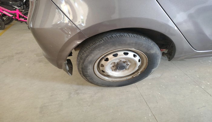 2016 Tata Tiago XE PETROL, Petrol, Manual, 22,999 km, tyre