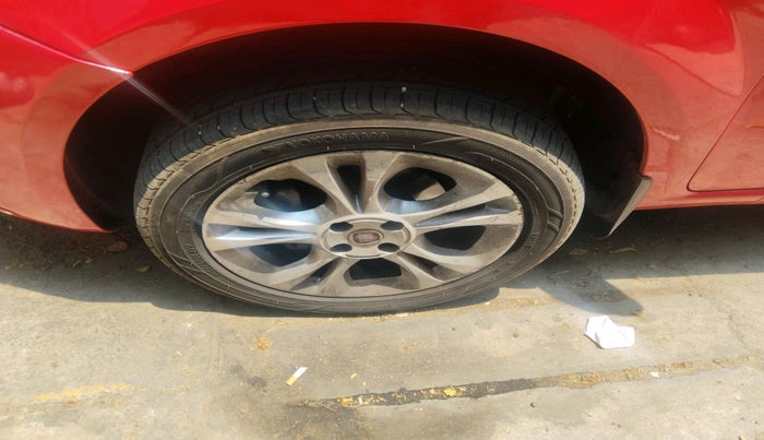 2015 Fiat Punto EVO 90 HP SPORTS MULTIJET, Diesel, Manual, 80,814 km, tyre