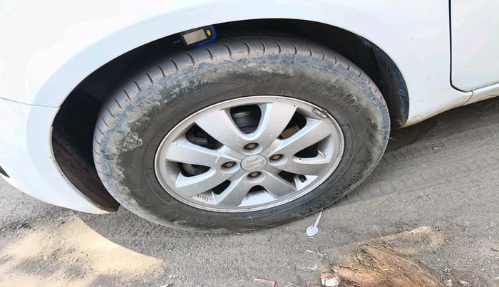 2012 Maruti Ritz VDI, Diesel, Manual, 1,17,712 km, tyre