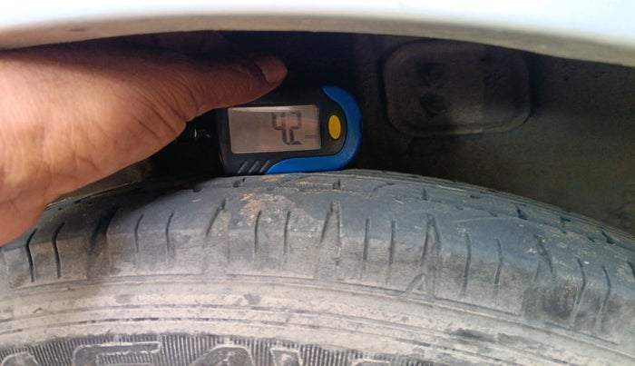 2016 Tata Tiago XM PETROL, Petrol, Manual, 93,711 km, tyre