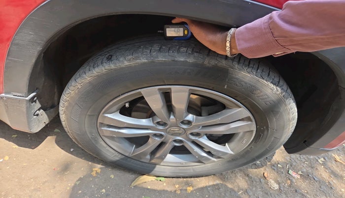 2016 Maruti Vitara Brezza ZDI PLUS, Diesel, Manual, 83,225 km, tyre