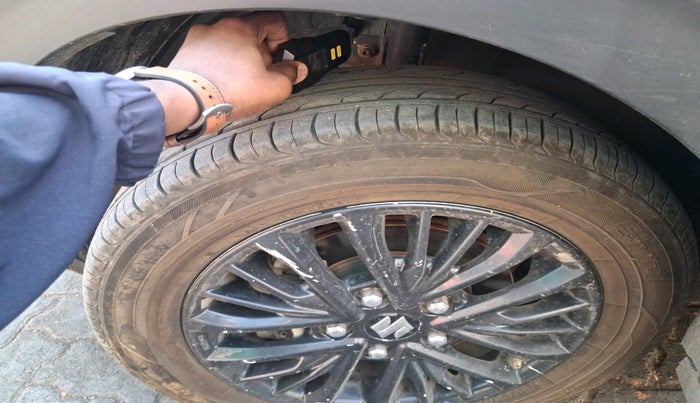 2020 Maruti XL6 ZETA MT, Petrol, Manual, 1,04,224 km, tyre