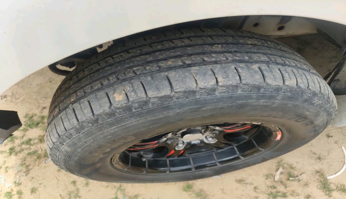 2012 Tata Safari 4X2 EX DICOR, Diesel, Manual, 1,50,310 km, tyre