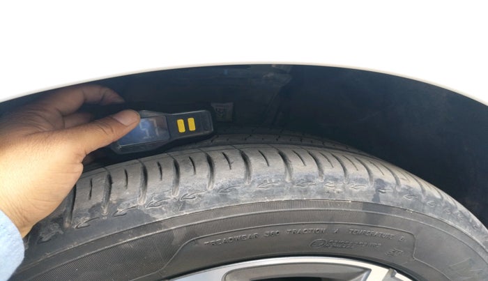 2023 Skoda SLAVIA STYLE 1.0L TSI AT, Petrol, Automatic, 37,763 km, tyre