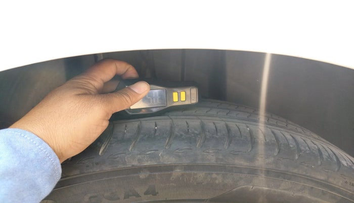 2023 Skoda SLAVIA STYLE 1.0L TSI AT, Petrol, Automatic, 37,763 km, tyre