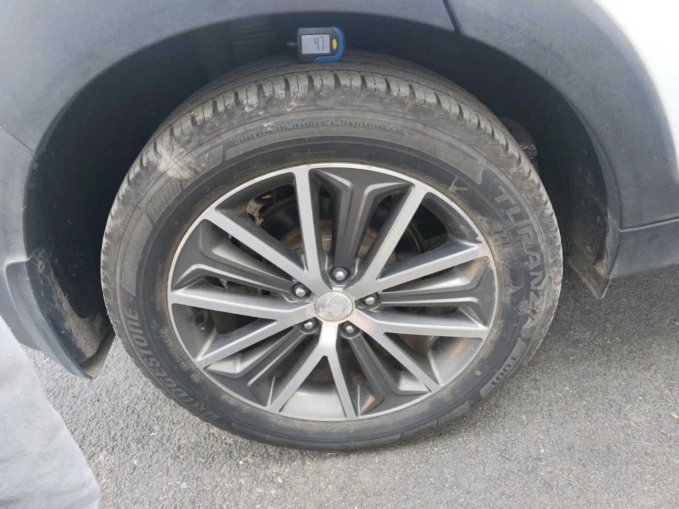 2017 Hyundai Tucson 2WD AT GL PETROL , Petrol, Automatic, 1,13,711 km, tyre