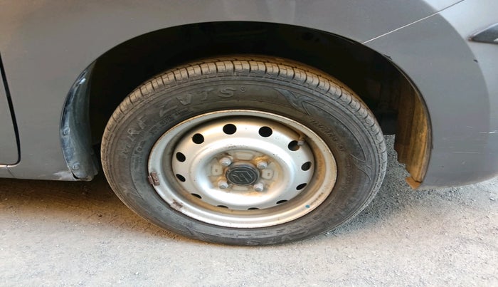 2018 Maruti Wagon R 1.0 LXI CNG, CNG, Manual, 28,343 km, tyre