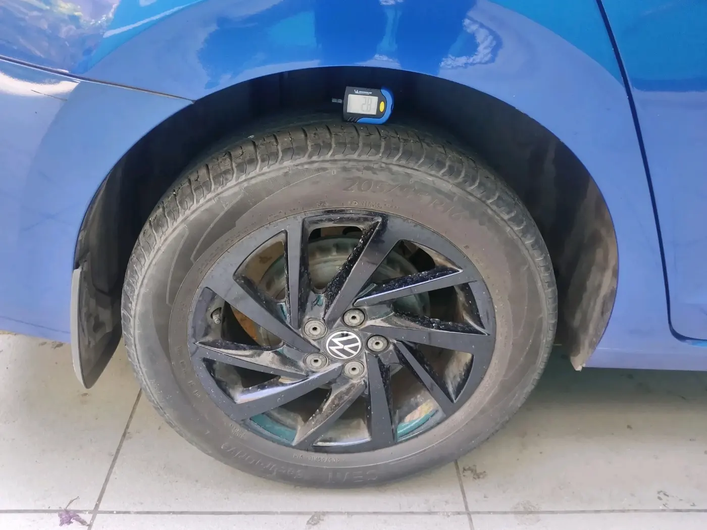2023 Volkswagen VIRTUS GT PLUS TSI 1.5 EVO DSG, Petrol, Automatic, 25,165 km, tyre