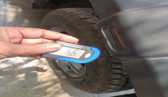 2024 Mahindra Thar LX HARD TOP 4WD MT, Diesel, Manual, 22,715 km, tyre