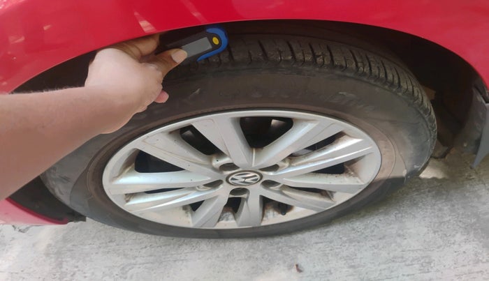 2015 Volkswagen Polo GT TSI AT, Petrol, Automatic, 60,174 km, tyre