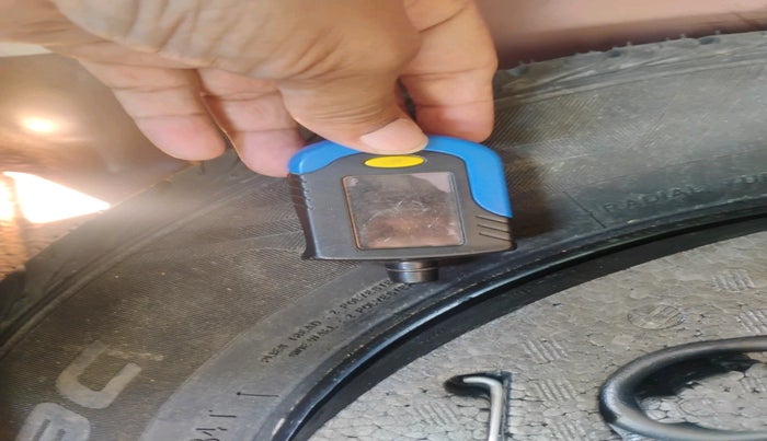 2015 Volkswagen Polo GT TSI AT, Petrol, Automatic, 60,174 km, tyre