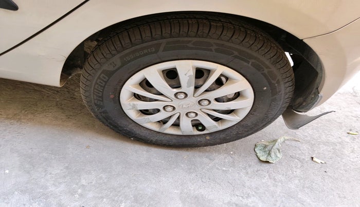 2010 Hyundai i10 SPORTZ 1.2, Petrol, Manual, 26,798 km, tyre