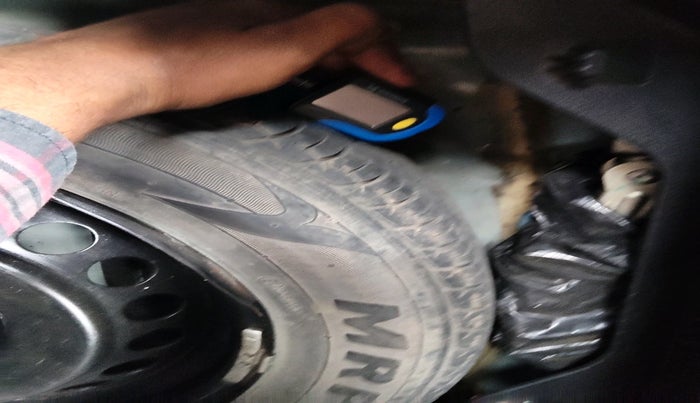 2017 Maruti Baleno DELTA PETROL 1.2, Petrol, Manual, 66,413 km, tyre