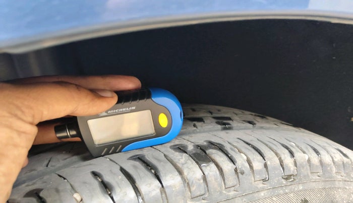 2017 Maruti Baleno DELTA PETROL 1.2, Petrol, Manual, 66,413 km, tyre