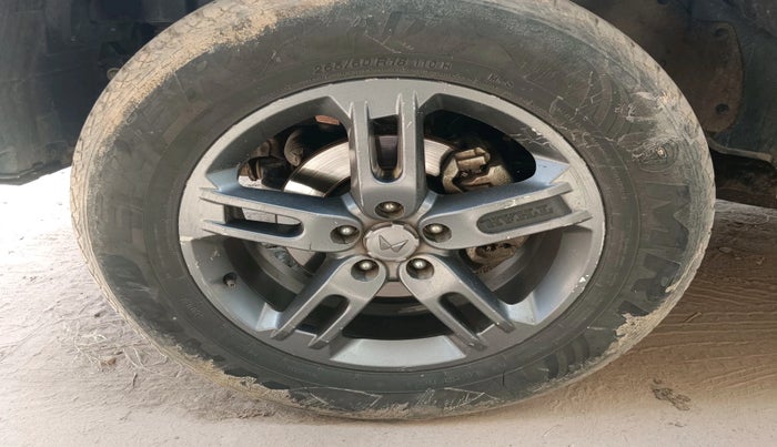 2023 Mahindra Thar LX HARD TOP 4WD MT, Diesel, Manual, 80,790 km, tyre