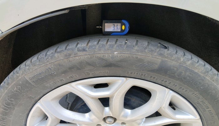 2014 Ford Ecosport TITANIUM 1.5L DIESEL, Diesel, Manual, 1,16,953 km, tyre