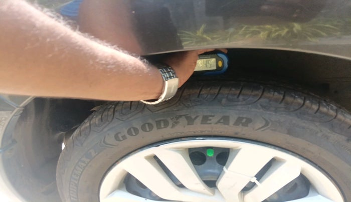 2017 Honda Jazz 1.2L I-VTEC SV, Petrol, Manual, 35,725 km, tyre