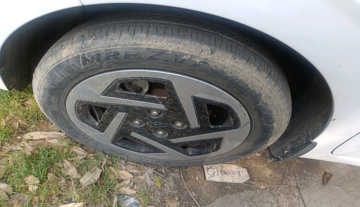 2024 Hyundai AURA S 1.2 CNG, CNG, Manual, 33,165 km, tyre