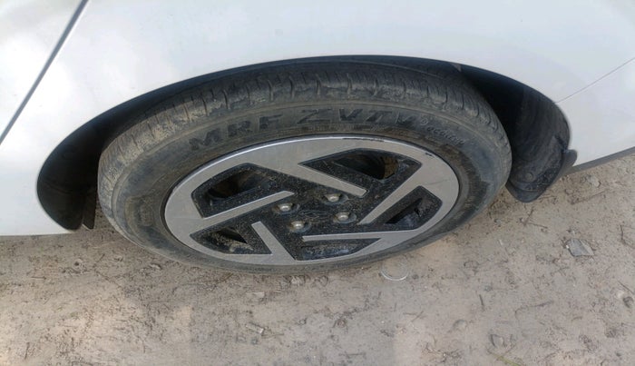 2024 Hyundai AURA S 1.2 CNG, CNG, Manual, 33,165 km, tyre