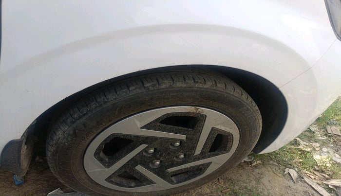 2024 Hyundai AURA S 1.2 CNG, CNG, Manual, 33,165 km, tyre