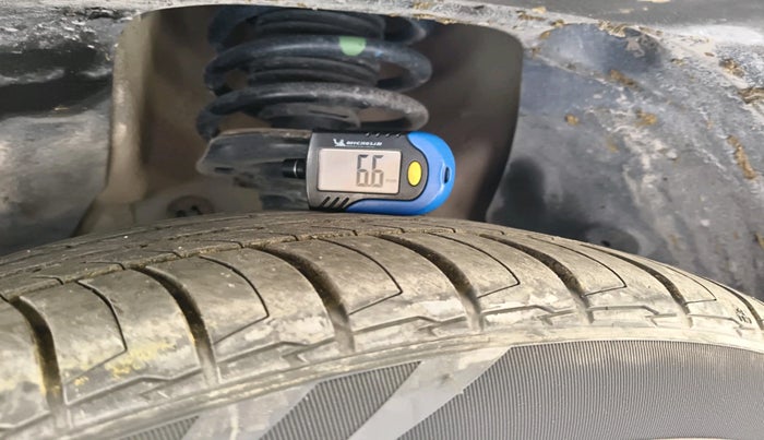 2023 MG HECTOR PLUS SHARP PRO 1.5 TURBO MT 7 STR, Petrol, Manual, 55,771 km, tyre