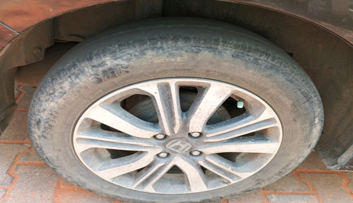 2022 Honda City 1.5L I-VTEC V MT 4TH GEN, Petrol, Manual, 26,201 km, tyre