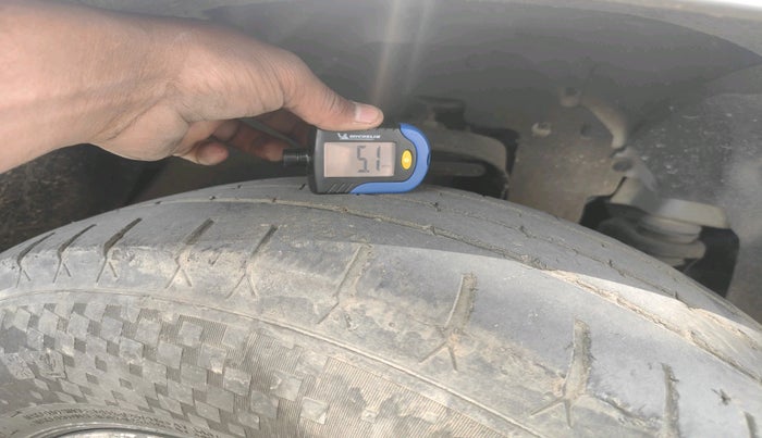 2016 Mahindra TUV300 T8, Diesel, Manual, 85,596 km, tyre