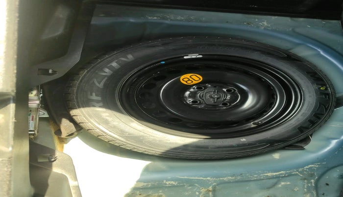 2017 Maruti Baleno ZETA PETROL 1.2, Petrol, Manual, 97,020 km, tyre