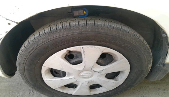 2010 Maruti Ritz VXI, Petrol, Manual, 83,691 km, tyre