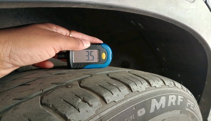 2019 Hyundai VENUE SX PLUS 1.0 TURBO DCT, Petrol, Automatic, 80,897 km, tyre