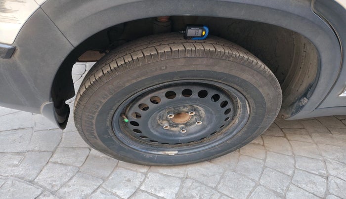 2020 KIA SELTOS HTE 1.5 DIESEL, Diesel, Manual, 1,46,026 km, tyre